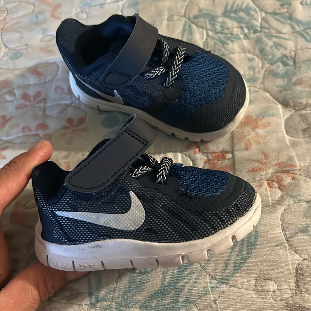 Nike free 5.0 Baby shoes
